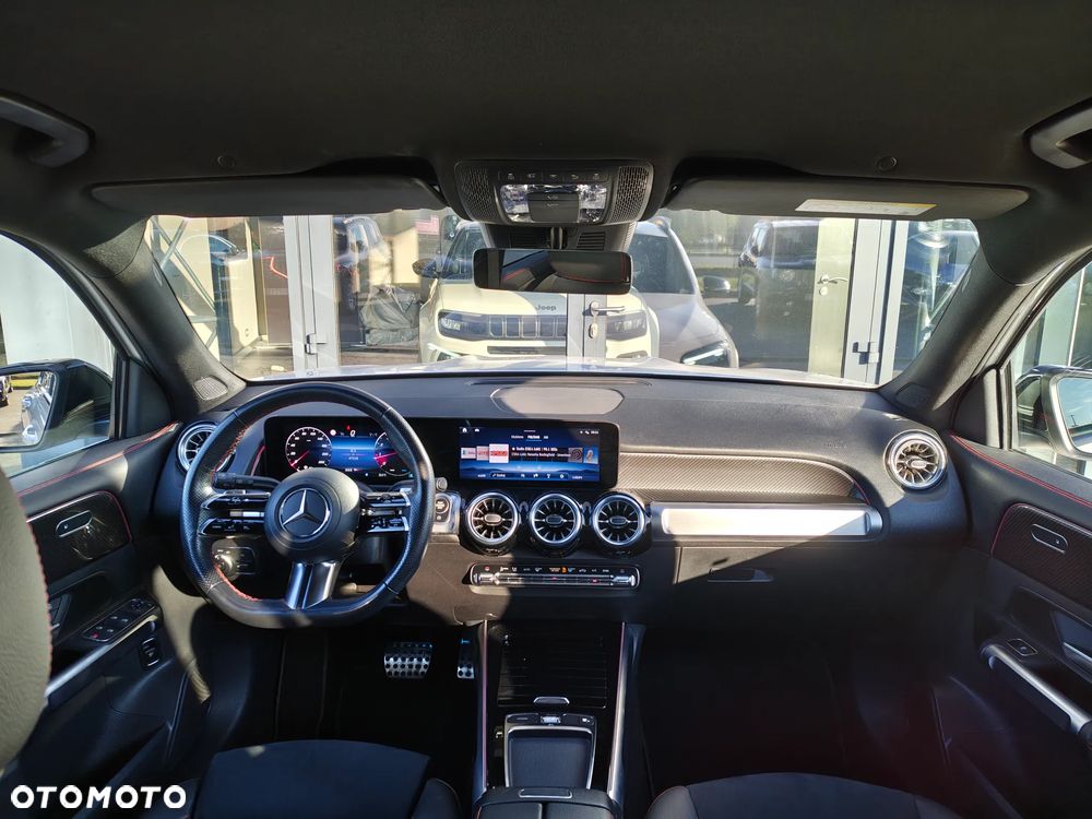 Mercedes-Benz GLB 200 mHEV AMG Line 7G-DCT - 10