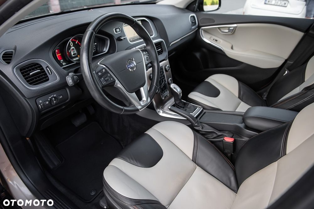 Volvo V40 D3 Geartronic - 15