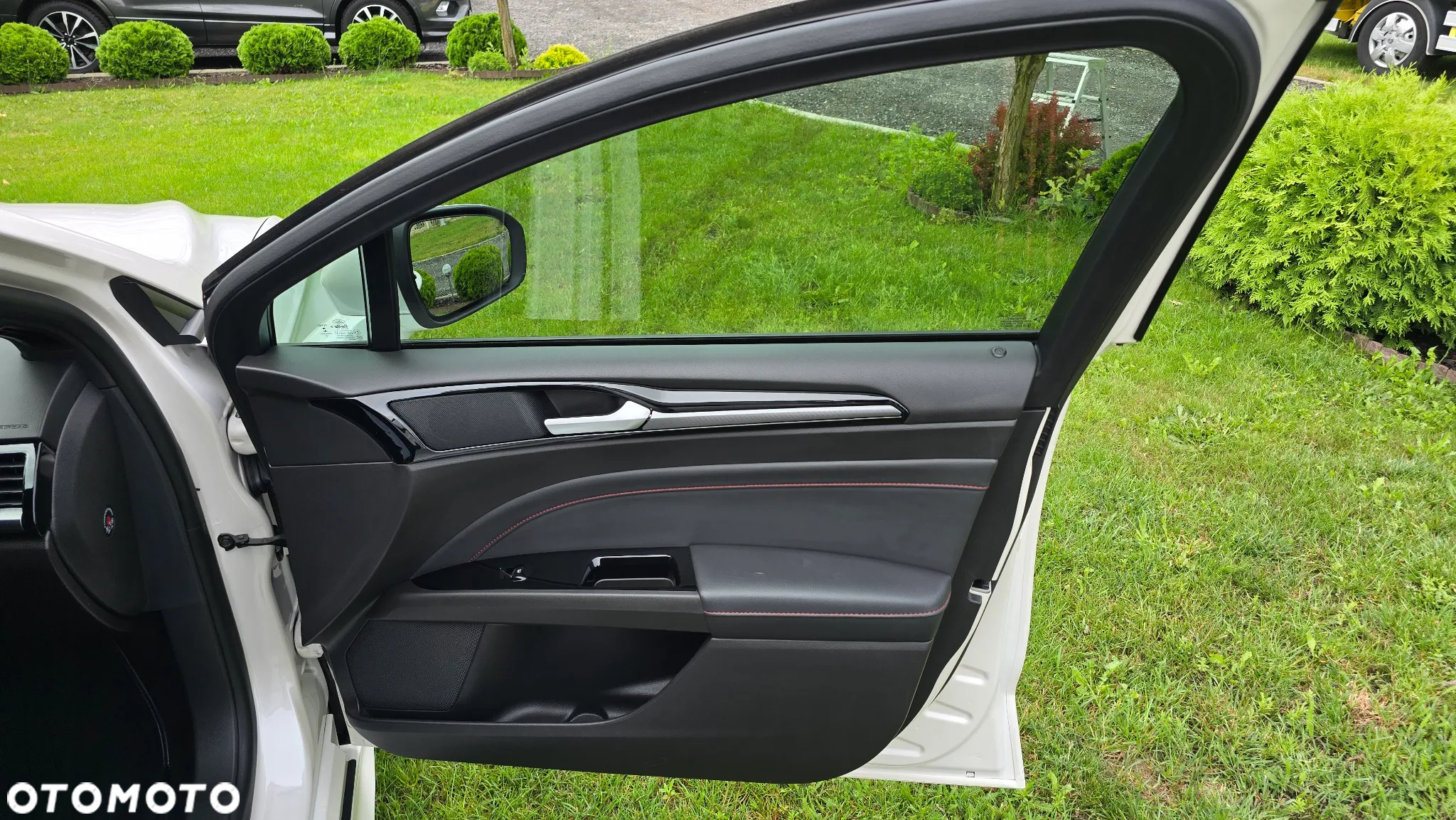 Ford Mondeo 2.0 EcoBlue ST-Line - 34
