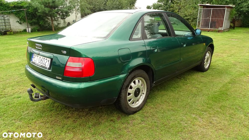 Audi A4 Limousine - 3