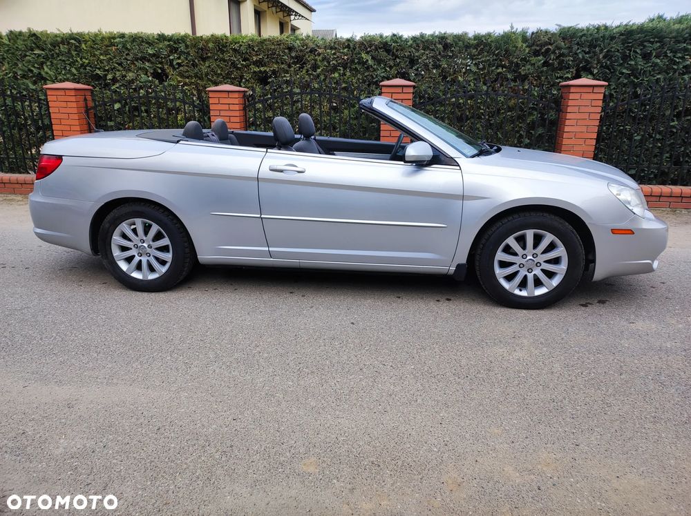 Chrysler Sebring 2.7 V6 Limited - 1
