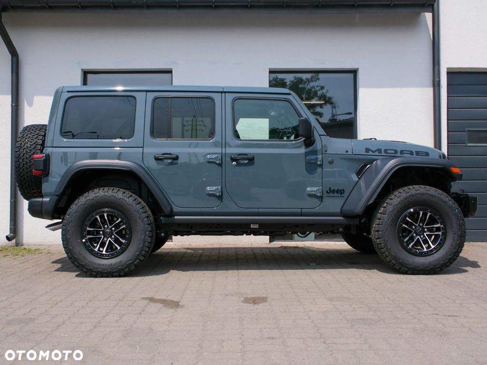 Jeep Wrangler - 3