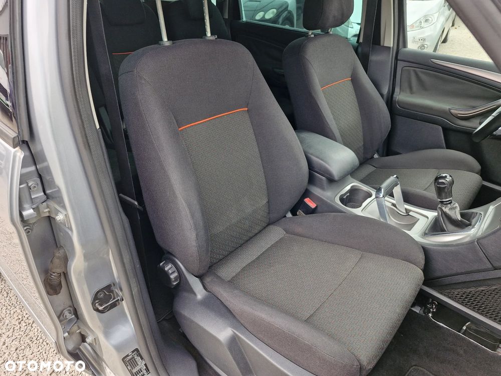 Ford S-Max - 20