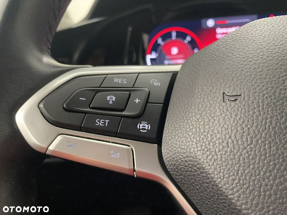 Volkswagen Golf 2.0 TDI Life - 25