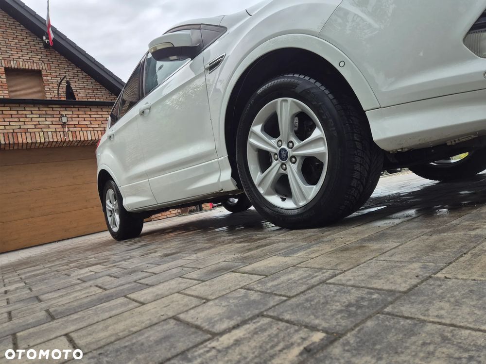 Ford Kuga 2.0 TDCi 4x4 Titanium - 18