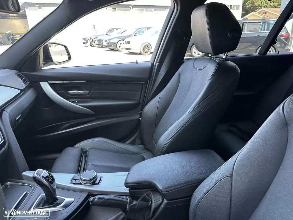 BMW 320 d Pack M Auto - 24