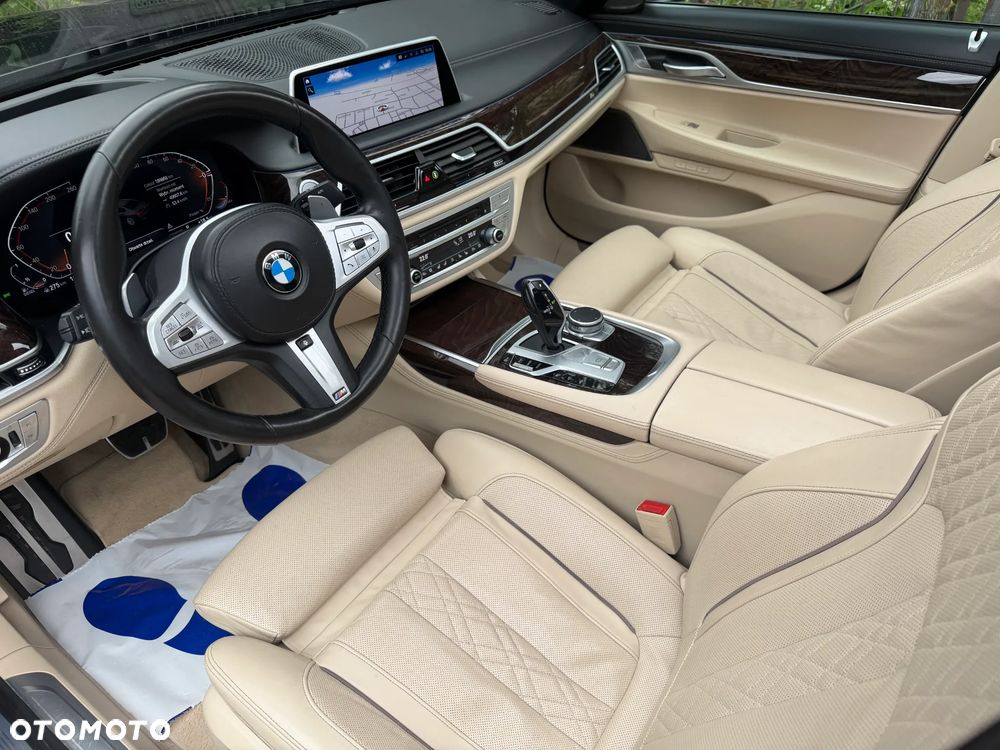 BMW Seria 7 740d xDrive mHEV sport - 8