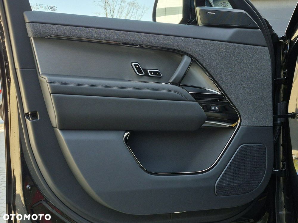 Land Rover Range Rover Sport - 17