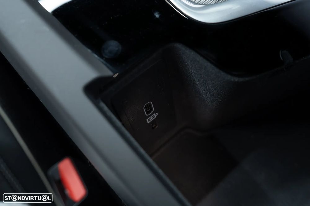Volvo XC 60 T8 AWD Recharge Core - 51