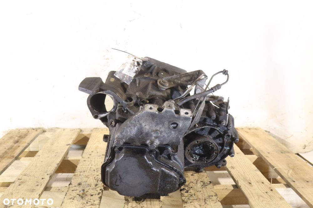 SKRZYNIA BIEGÓW 5 BIEGOWA SEAT LEON II 1.9TDI JCX - 2
