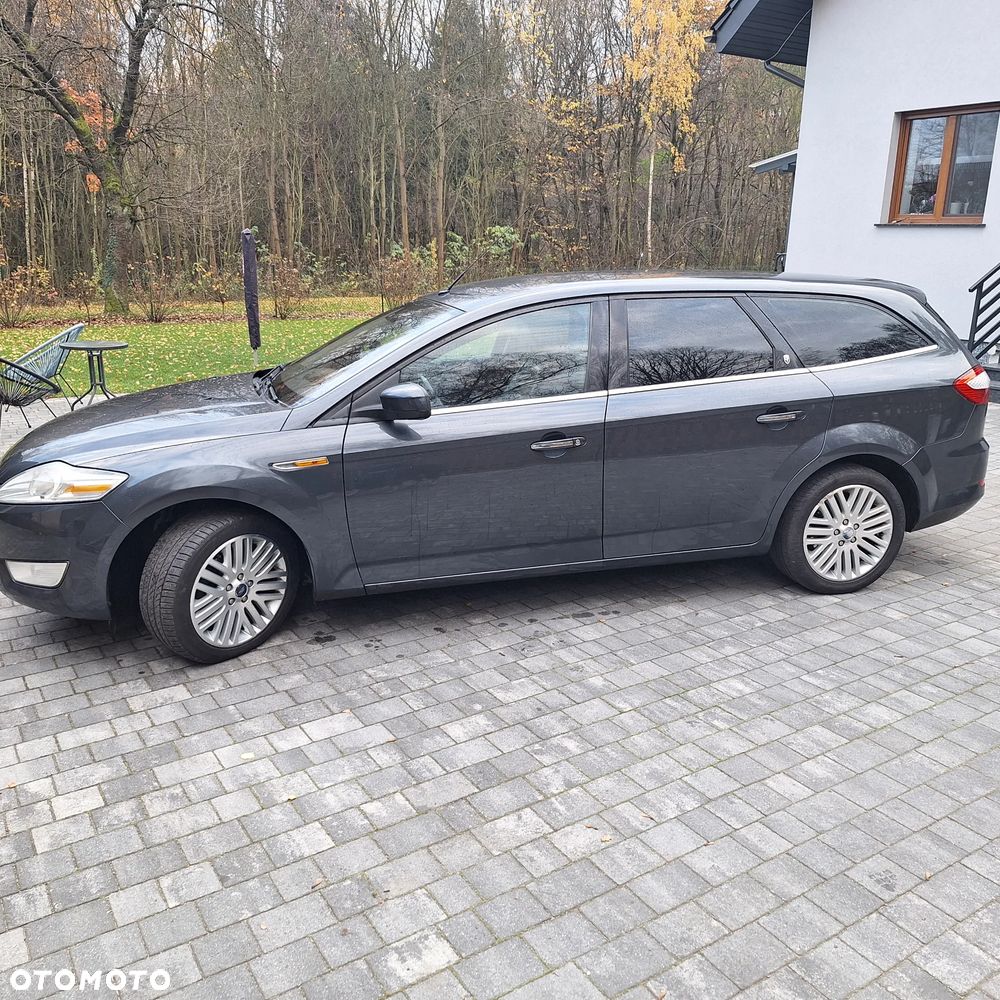 Ford Mondeo 2.0 TDCi Ghia - 10