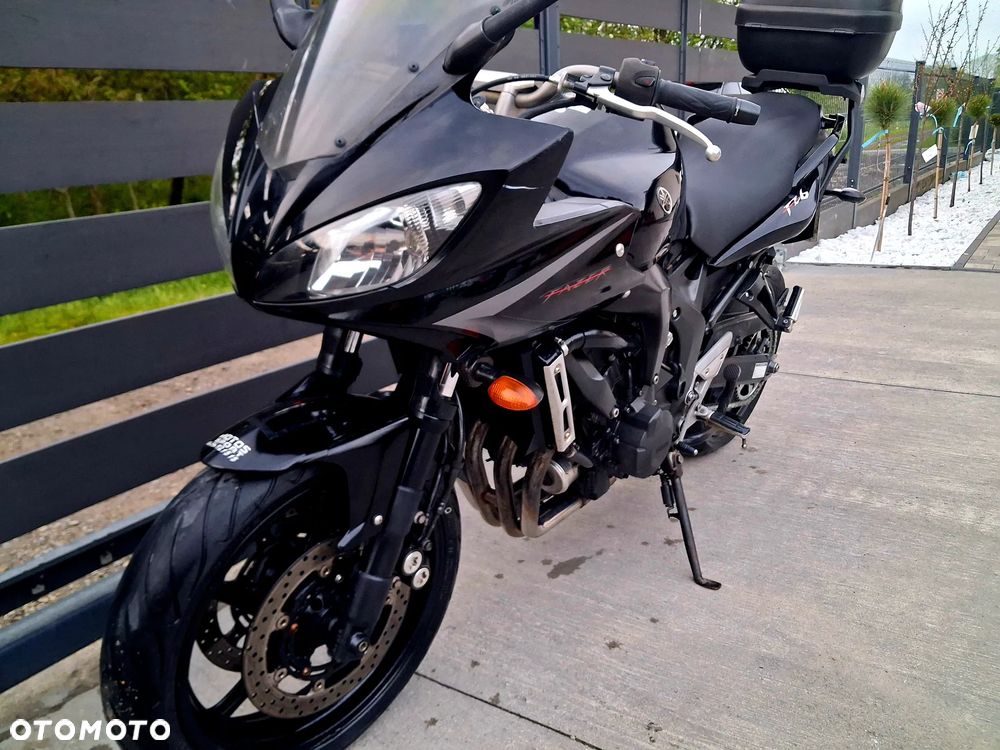 Yamaha FZ6 - 4