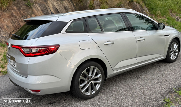 Renault Mégane Sport Tourer dCi 110 FAP EDC Dynamique