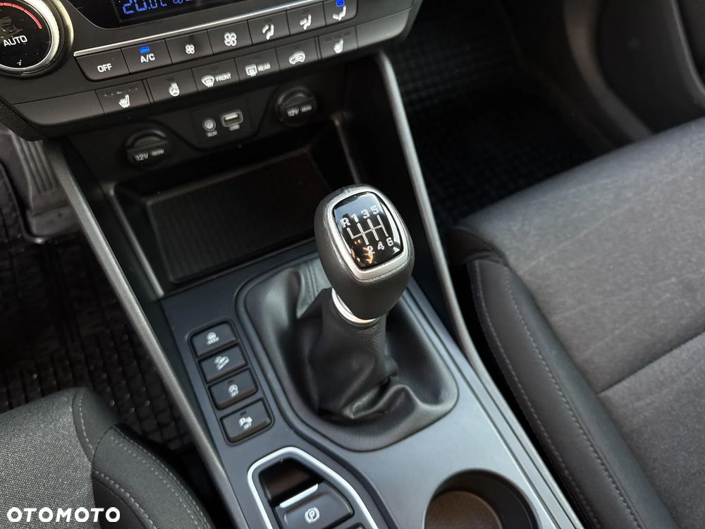 Hyundai Tucson 1.6 GDi Comfort 2WD - 16