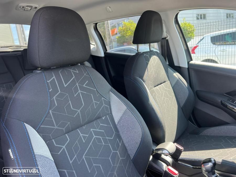 Peugeot 2008 1.5 BlueHDi Active - 12