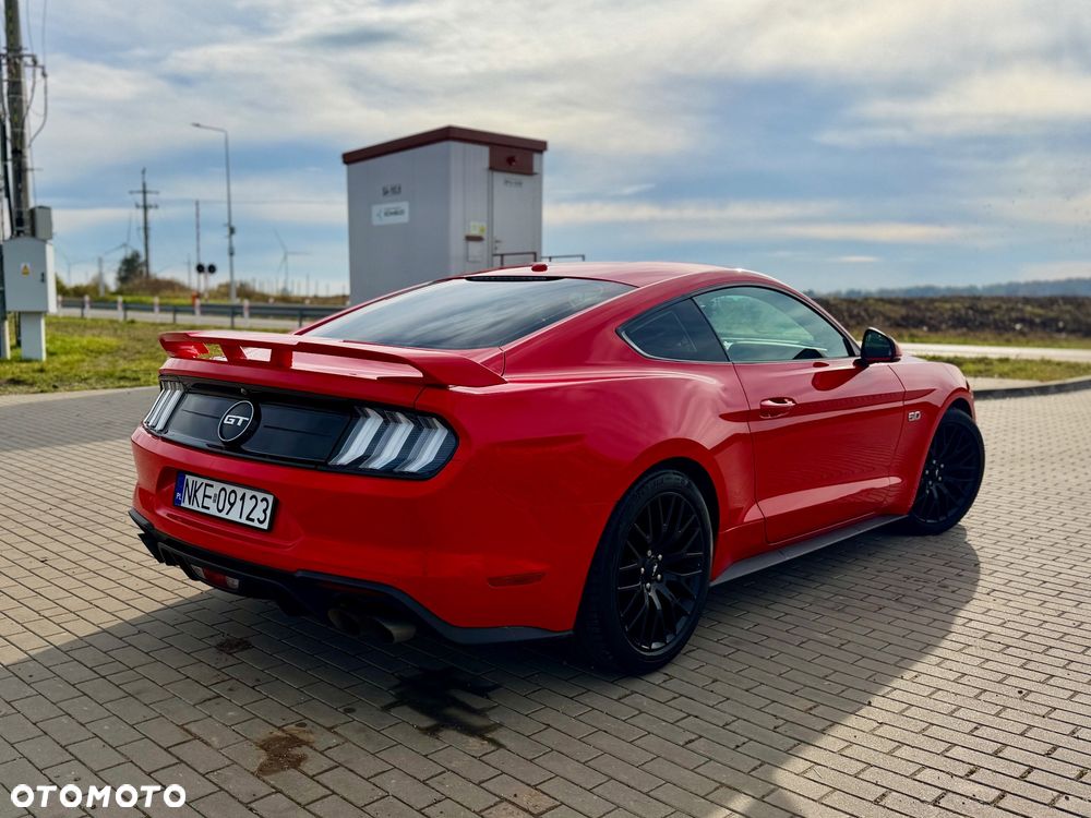 Ford Mustang 5.0 V8 GT - 6
