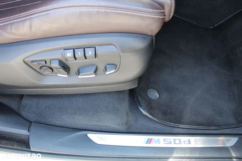 BMW X5 M M50d - 13