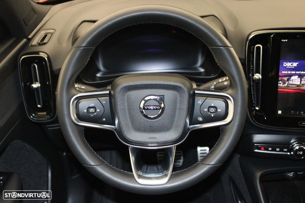 Volvo XC 40 Recharge Twin Plus - 11