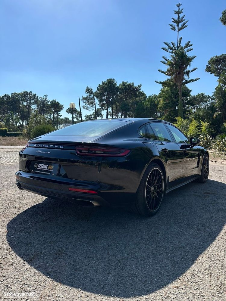 Porsche Panamera - 5