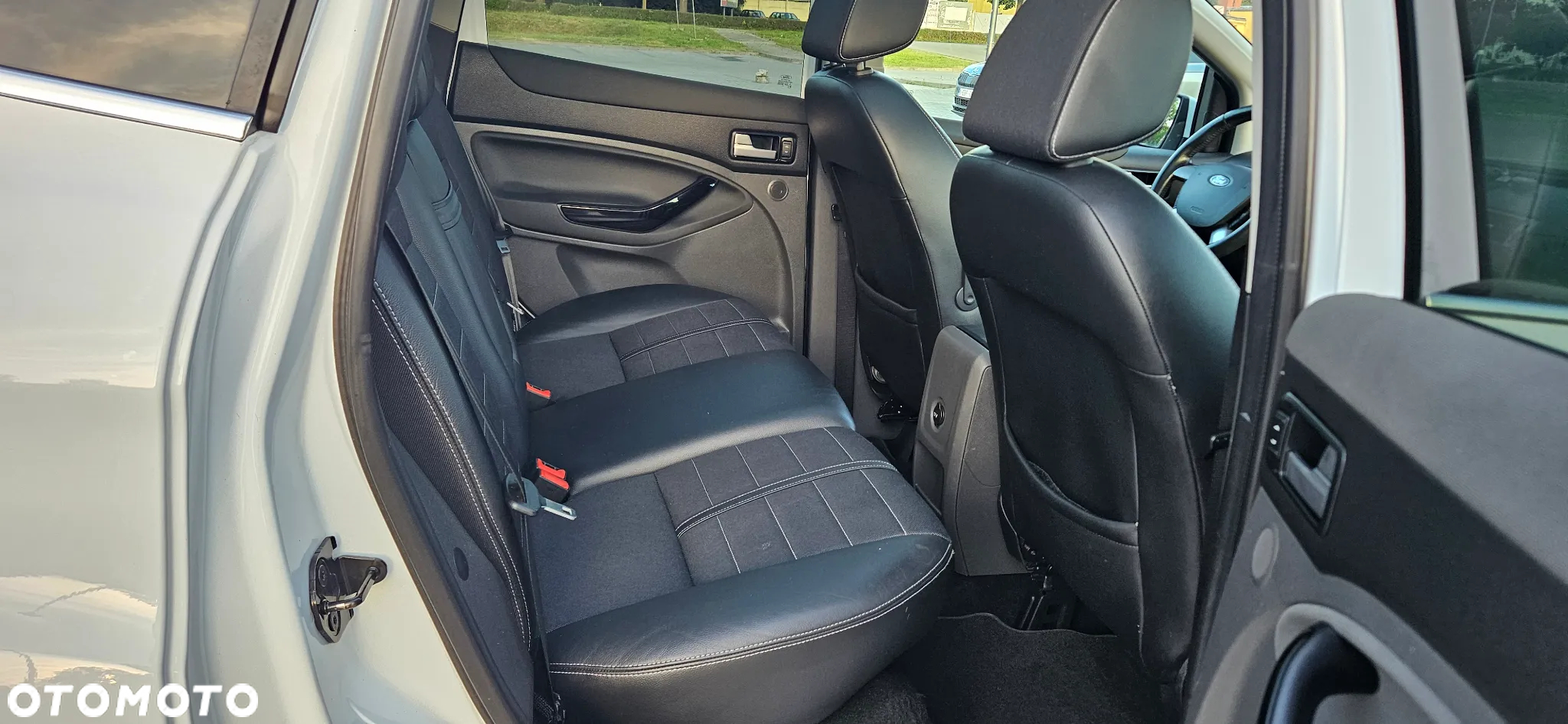 Ford Kuga 2.0 TDCi Titanium S - 9