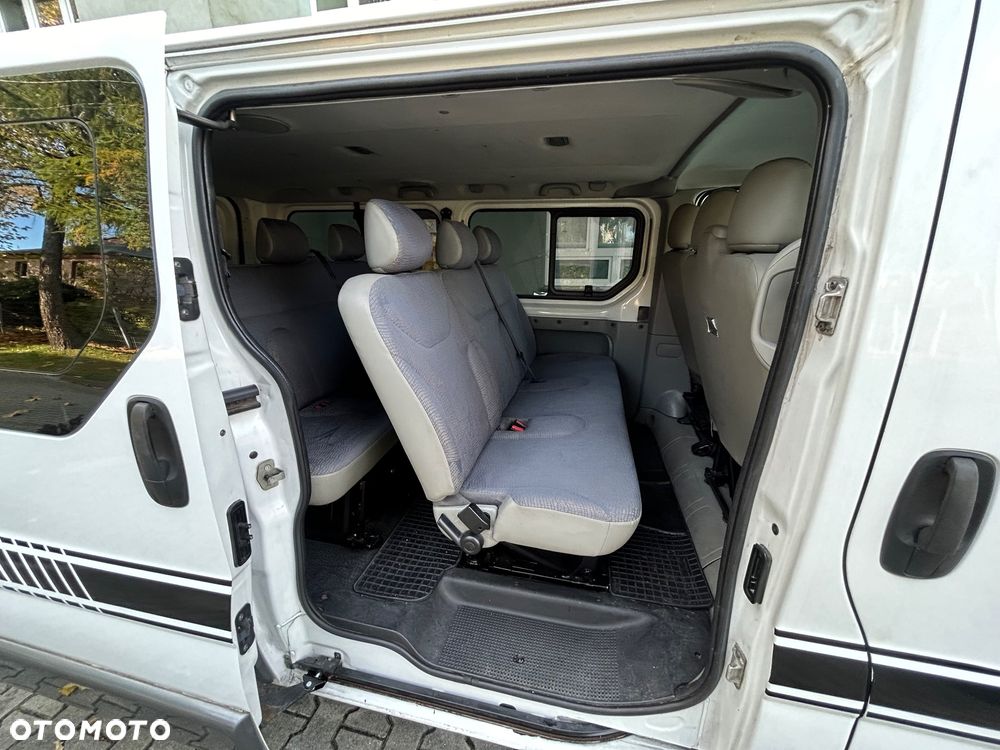 Renault Trafic 1.9 dCi Generation Expression - 11