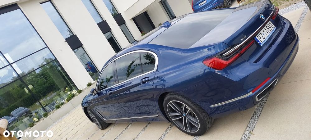 BMW Seria 7 750Li xDrive - 2