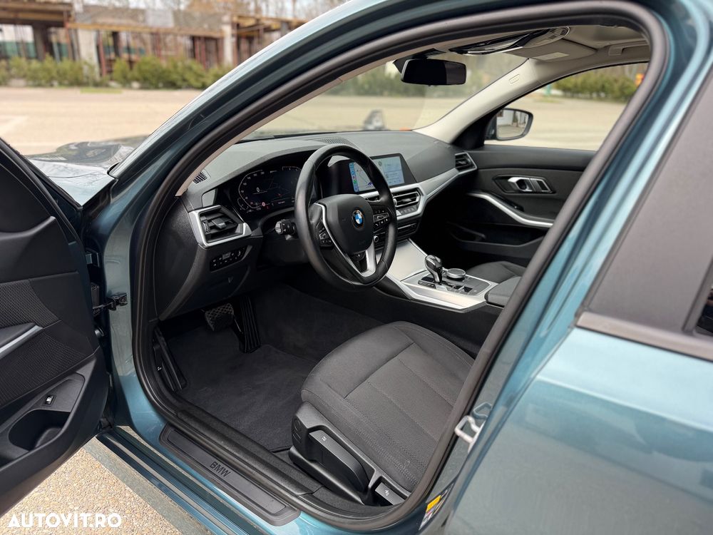 BMW Seria 3 330e Aut. Advantage - 7