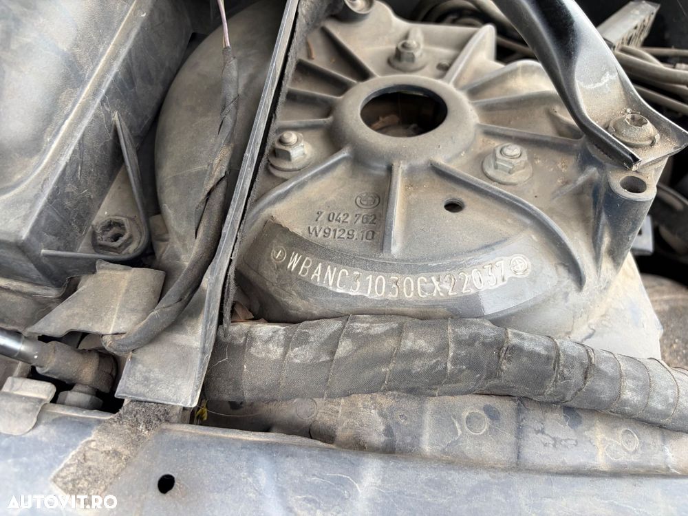 BMW Seria 5 - 34