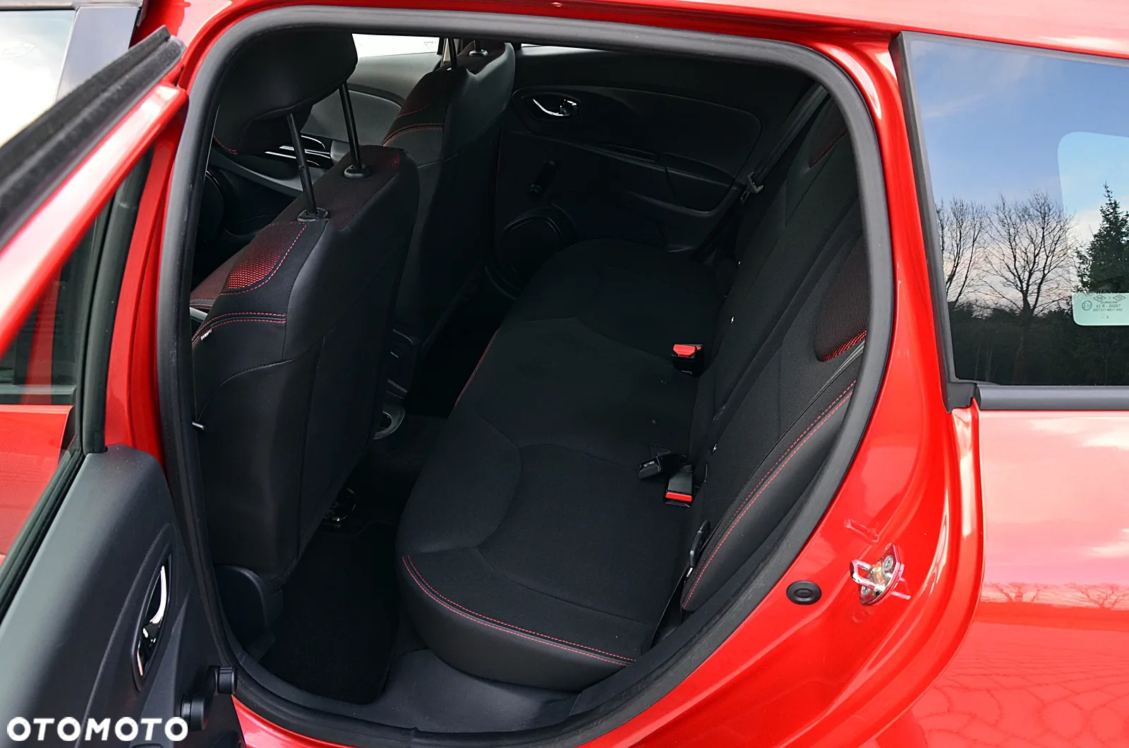 Renault Clio - 23