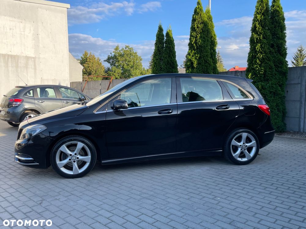 Mercedes-Benz Klasa B 180 7G-DCT - 5