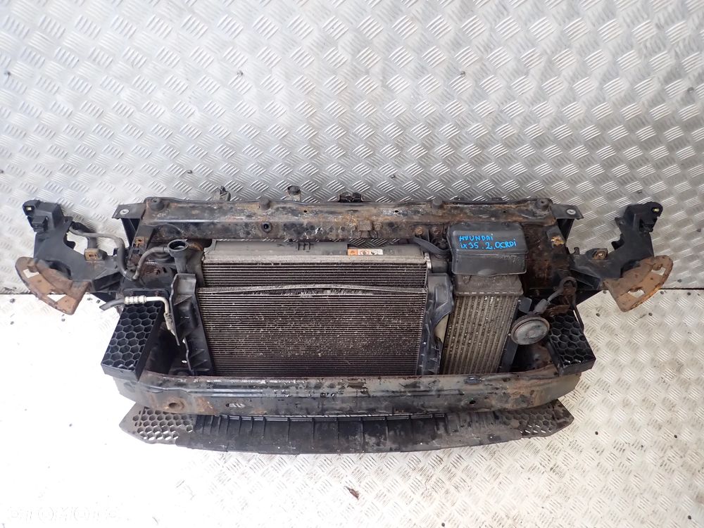 PAS PRZEDNI CHŁODNICE WENTYLATOR HYUNDAI IX 35  2.0 CRDI - 2