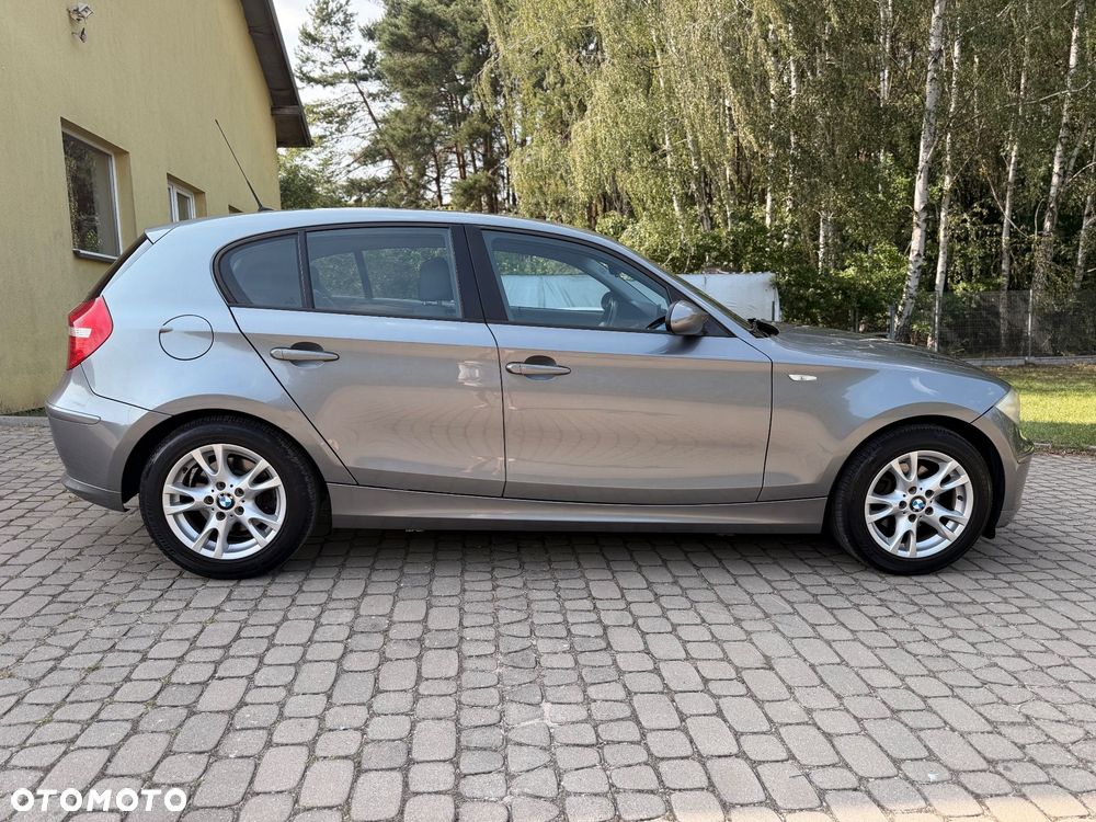 BMW Seria 1 118i Edition Sport - 16
