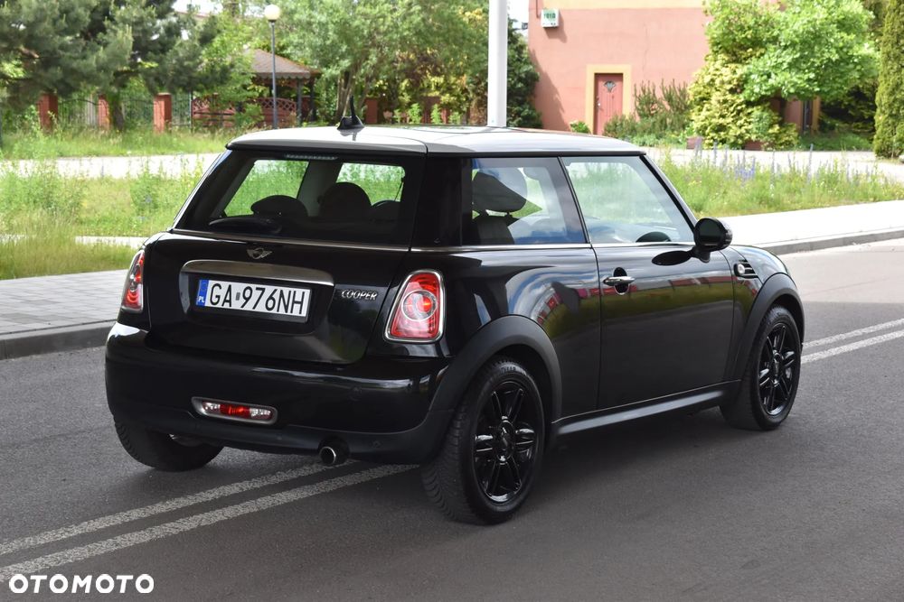 MINI ONE - 5