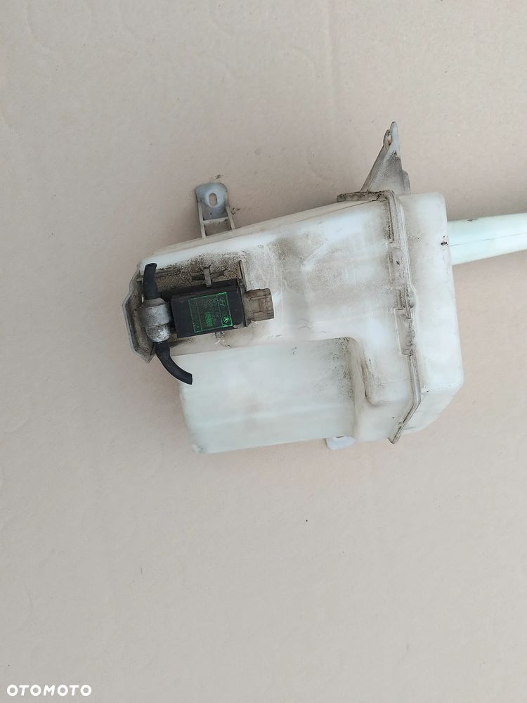 ZBIORNICZEK SPRYSKIWACZY HYUNDAI I30 LIFT 98600-2L000 - 4