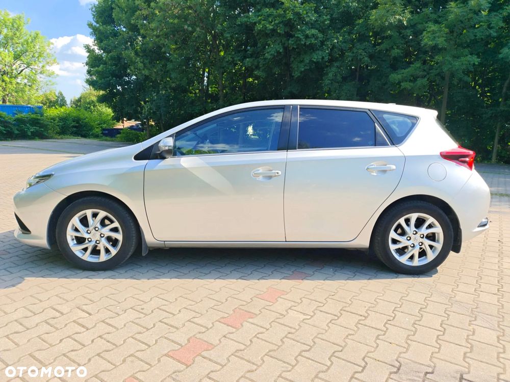 Toyota Auris - 7