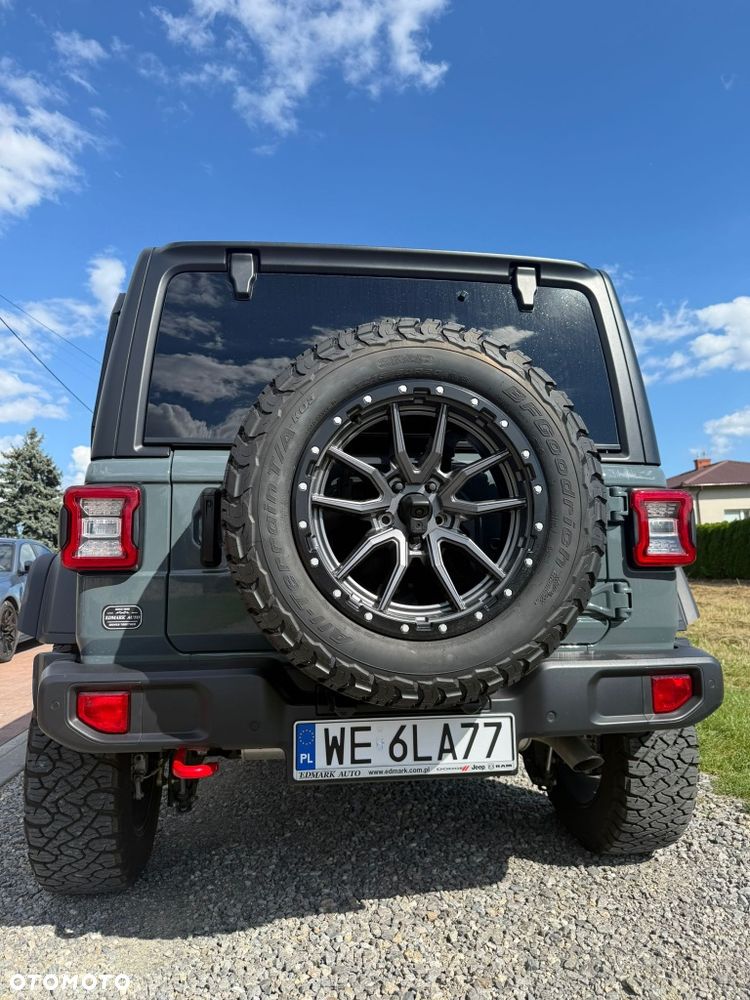 Jeep Wrangler - 4
