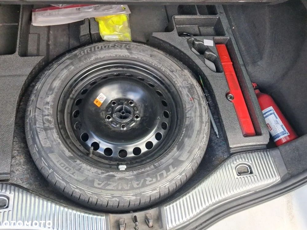 Ford Mondeo Turnier 2.0 TDCi ECOnetic Start-Stopp Business Edition - 6