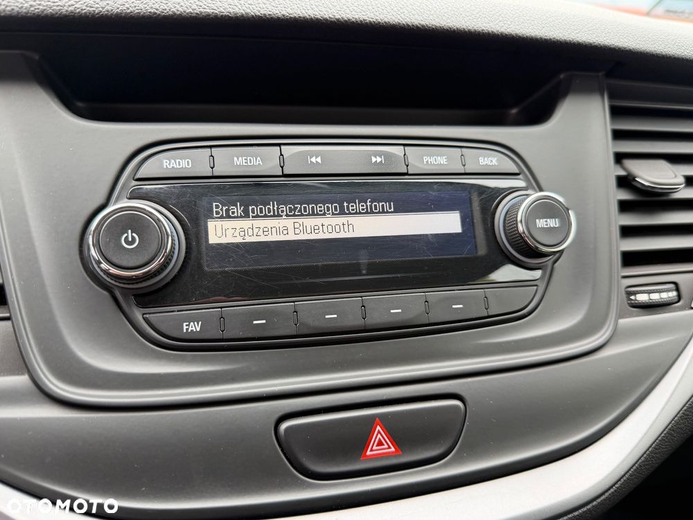 Opel Astra 1.4 Essentia - 23