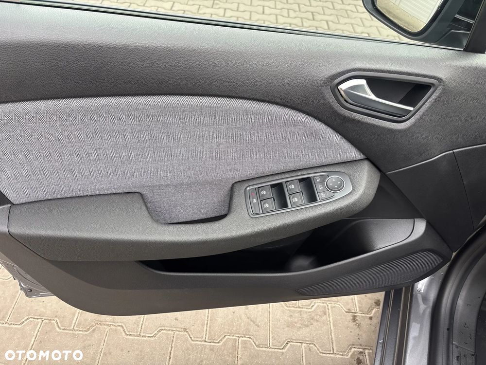 Renault Clio 1.0 TCe Techno - 10