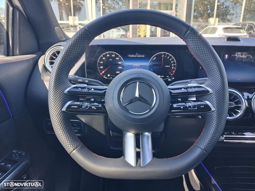 Mercedes-Benz GLA 250 e AMG Line - 25