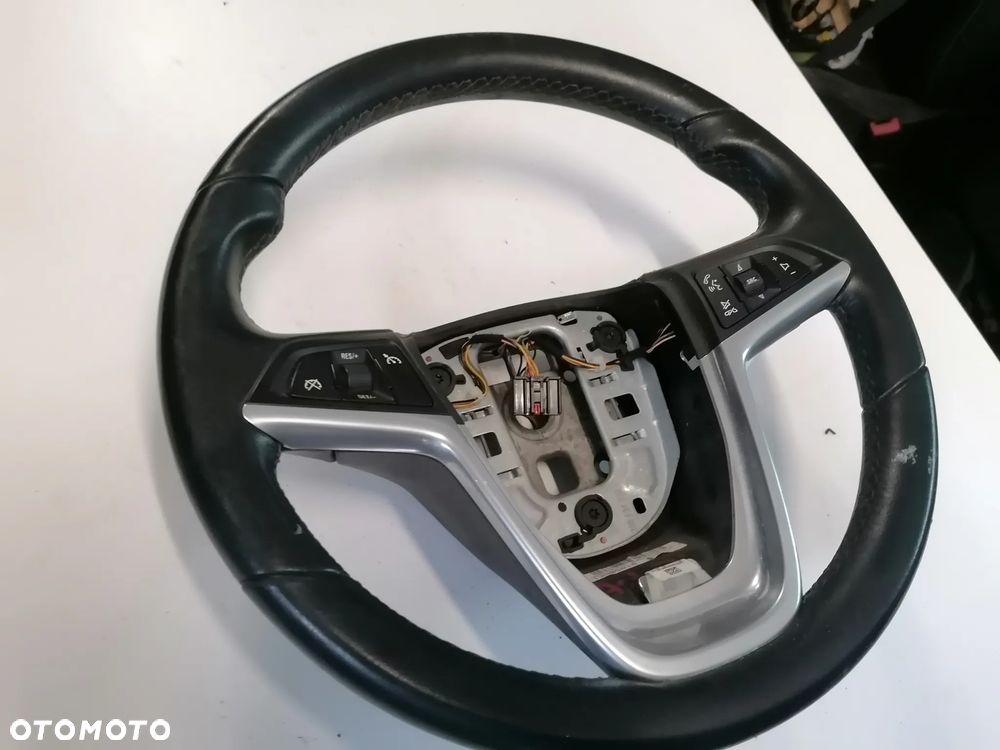 OPEL ASTRA IV J 10r KIEROWNICA MULTIFUNKCJA SKÓRZANA - 3