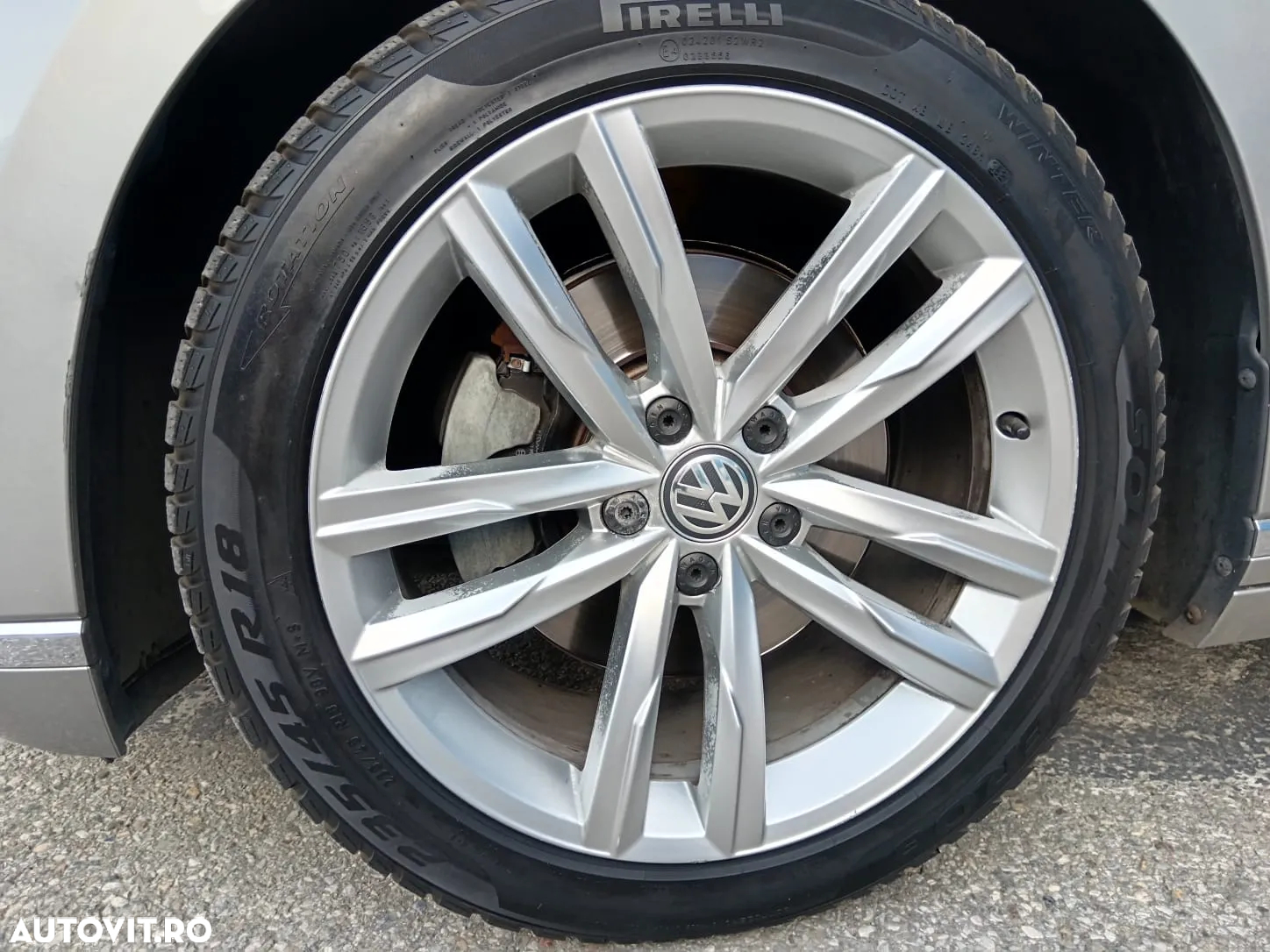 Volkswagen Passat Variant 2.0 TDI DSG Highline - 9