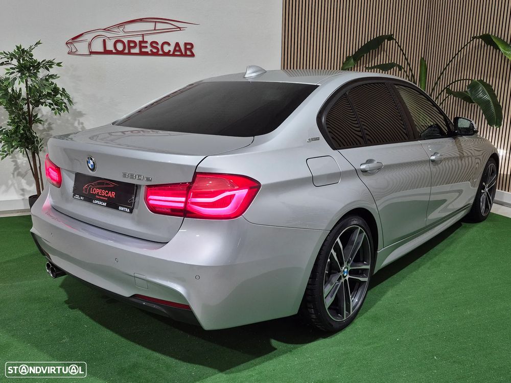 BMW 330 e iPerformance Pack M - 6