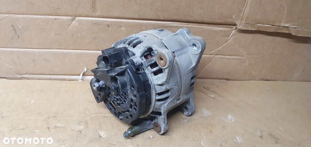 Alternator prądnica VW Caddy III Lift 06F903023F - 5