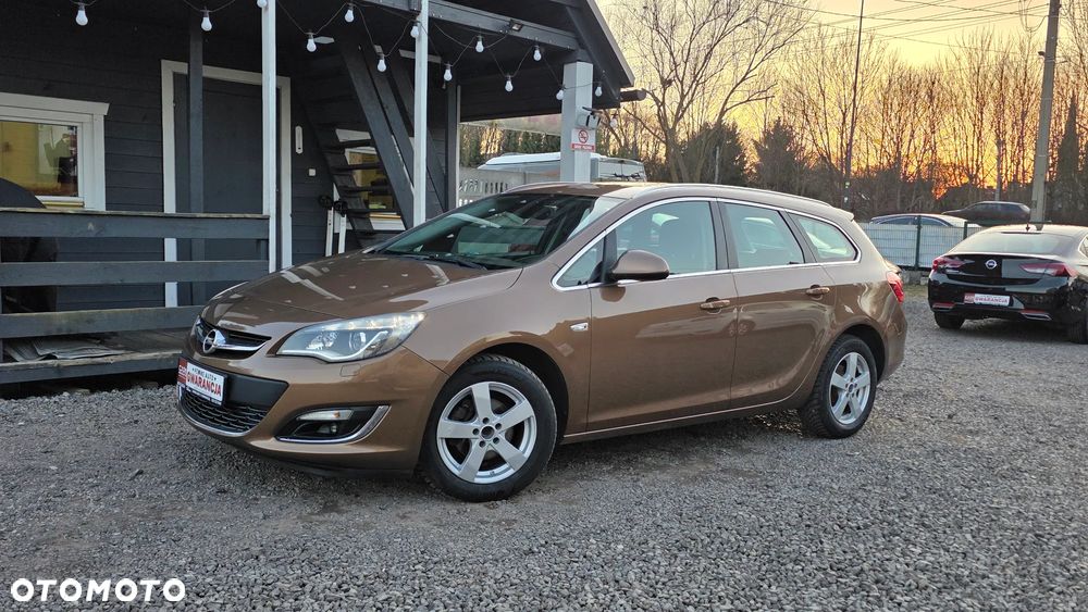 Opel Astra 1.4 T Cosmo - 2