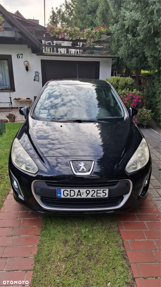 Peugeot 308 - 1