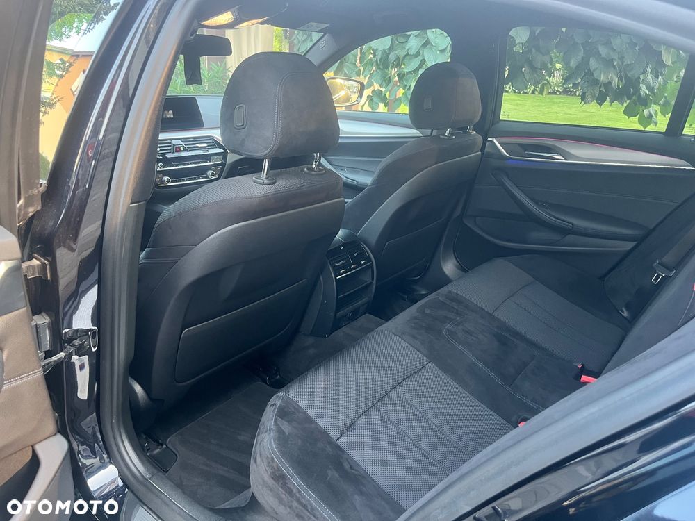 BMW Seria 5 520d xDrive M Sport sport - 24