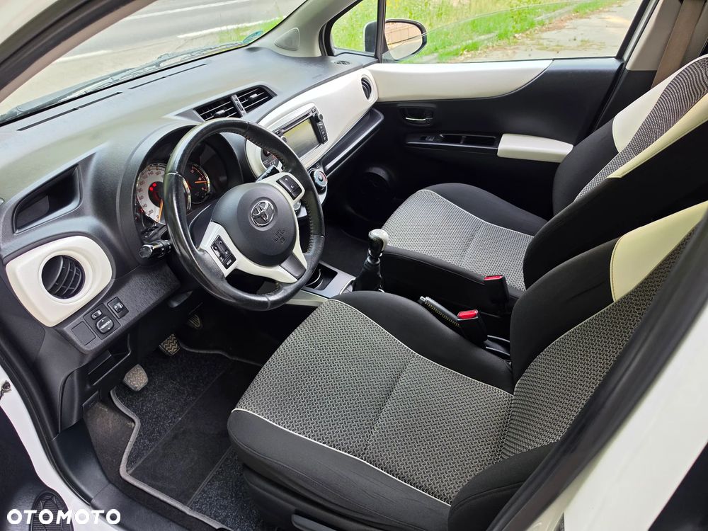 Toyota Yaris 1.33 VVT-i Edition - 25
