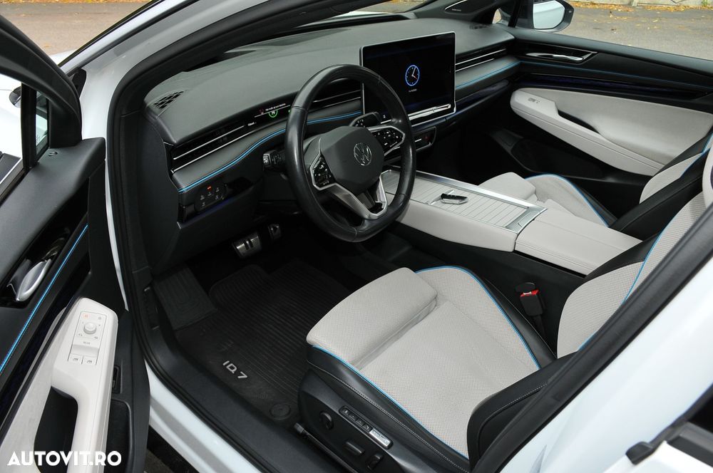 Volkswagen ID.7 - 8