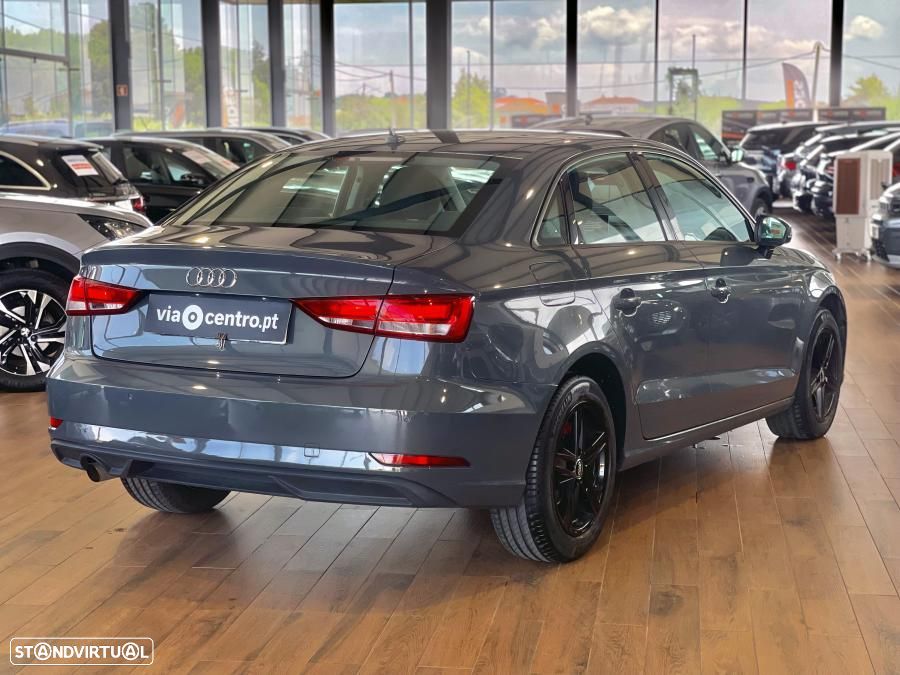 Audi A3 Limousine 1.6 TDI Sport - 2